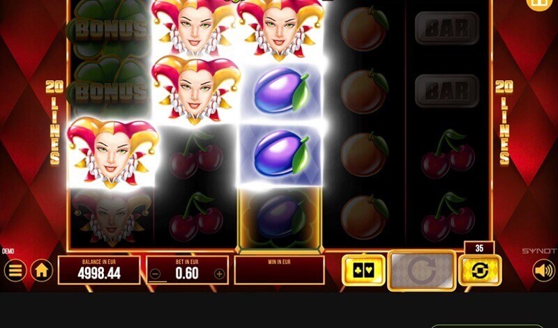 Slot de vídeo Lucky 77: rolos e símbolos em jogo Slot de vídeo Lucky 77: rolos e símbolos em jogo